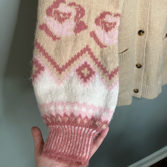 NWT LC Lauren Conrad Balloon Sleeve Floral Sleeve Chunky Knit Cardigan - Picture 9 of 11